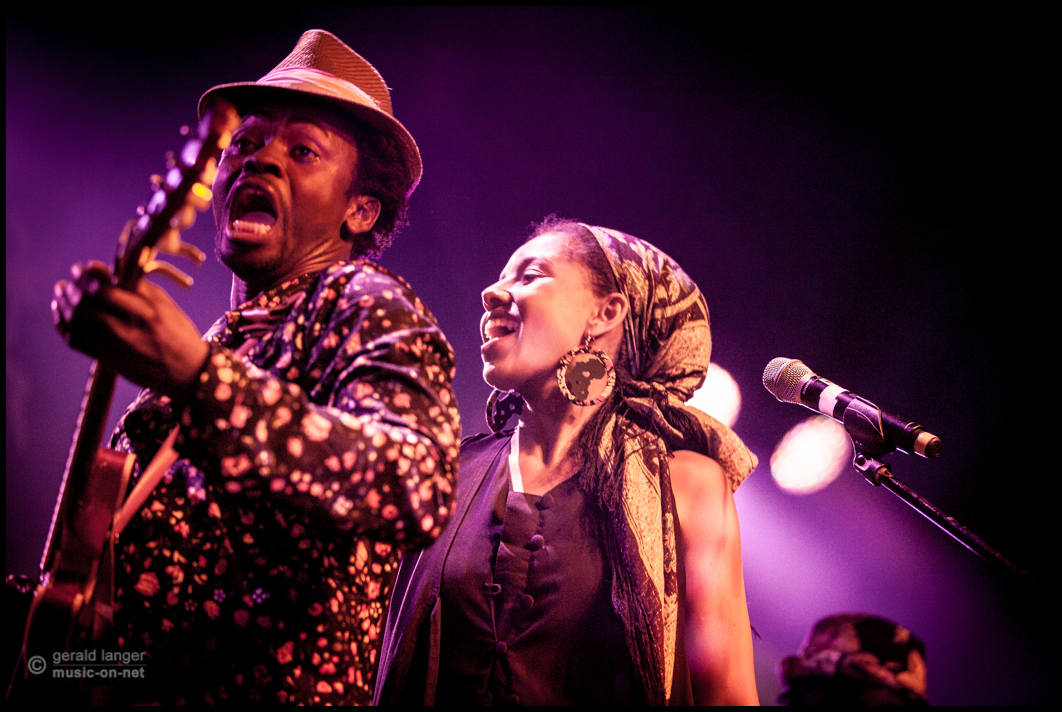 Moh! Kouyate & Mariama beim 27. Africa Festival 2015 in Würzburg © Gerald Langer