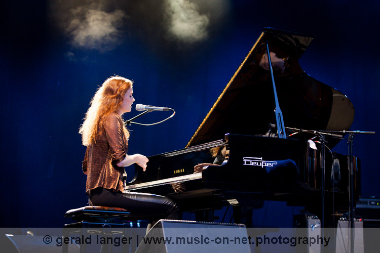Johanna Borchert am 26. Juli 2015 beim beim Würzburger Hafensommer © Gerald Langer