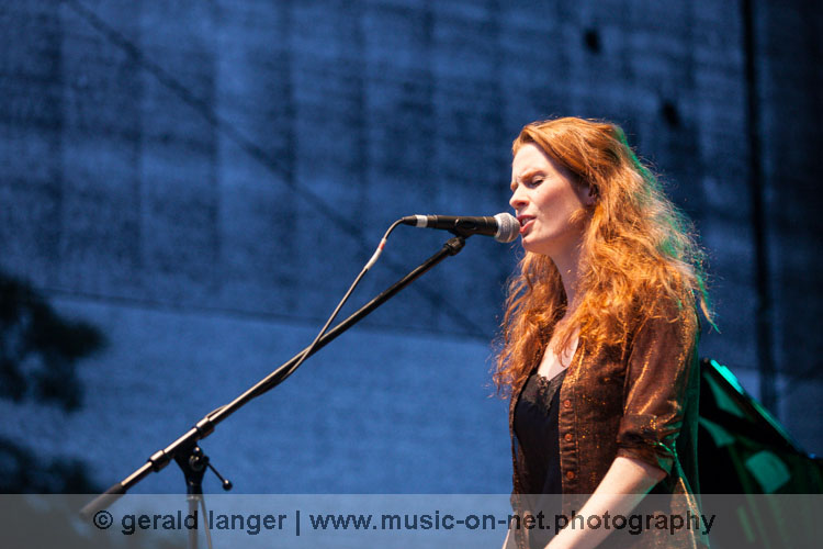 Johanna Borchert am 26. Juli 2015 beim beim Würzburger Hafensommer © Gerald Langer