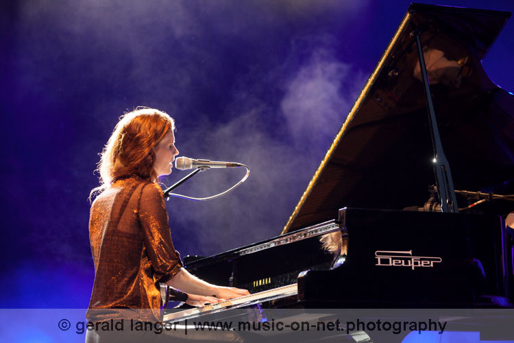 Johanna Borchert am 26. Juli 2015 beim beim Würzburger Hafensommer © Gerald Langer