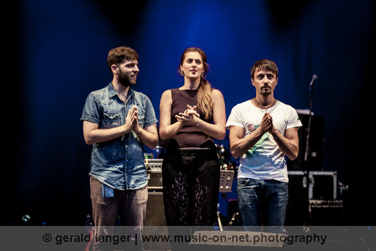Carolina Bubbico Trio am 8. August 2015 beim Würzburger Hafensommer © Gerald Langer