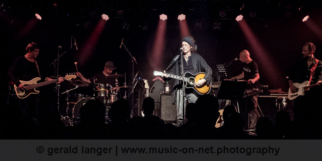 Wolf Maahn & Band im Colos-Saal Aschaffenburg am 25. September 2015 - Foto © Gerald Langer