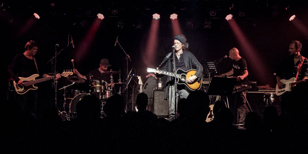 Wolf Maahn & Band im Colos-Saal Aschaffenburg am 25. September 2015 - Foto © Gerald Langer