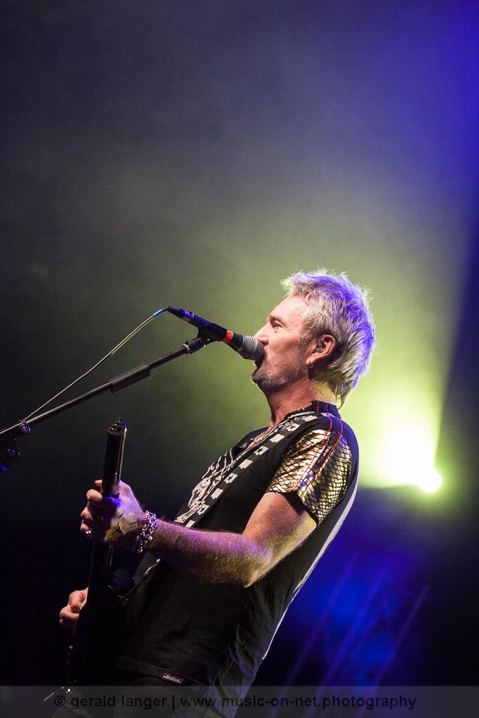 The Sweet am 23. Oktober 2015 in der Posthalle Würzburg - Fotograf © Gerald Langer