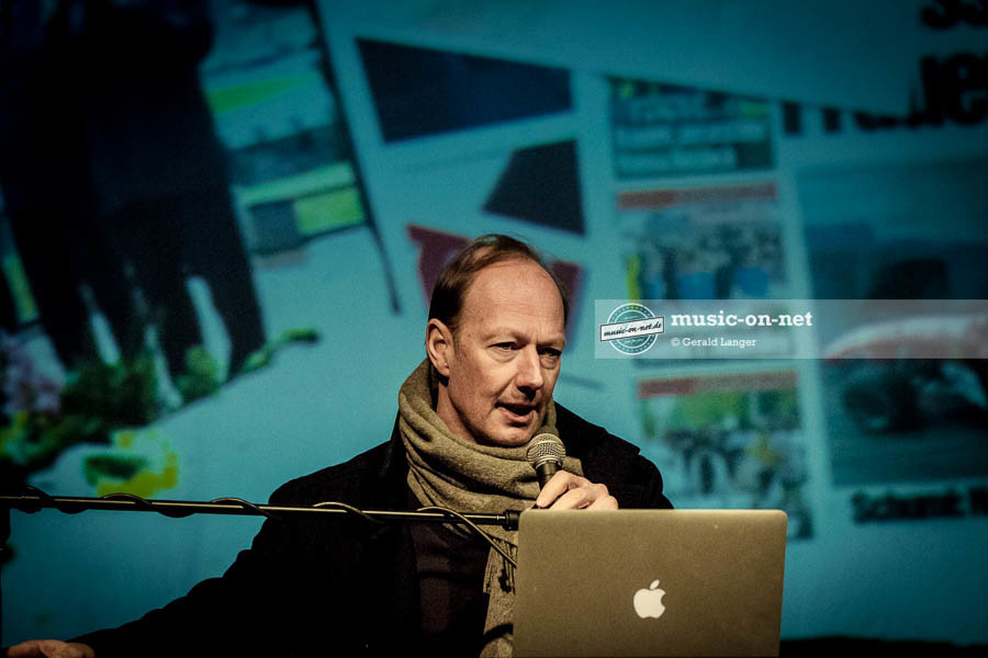 Martin Sonneborn - 19. 02.2016 - Posthalle Würzburg © Gerald Langer