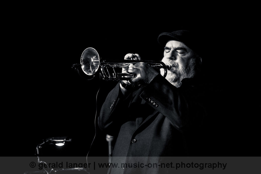 Hammond Eggs Trio Feat. Randy Brecker - Jazzfestival Würzburg 2013 © Gerald Langer