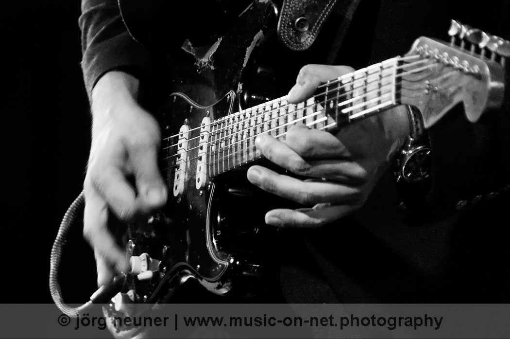 20170204 Fabian Anderhub Blues Club Baden Baden © Joerg Neuner 35 1050x697 1 - music-on-net.de