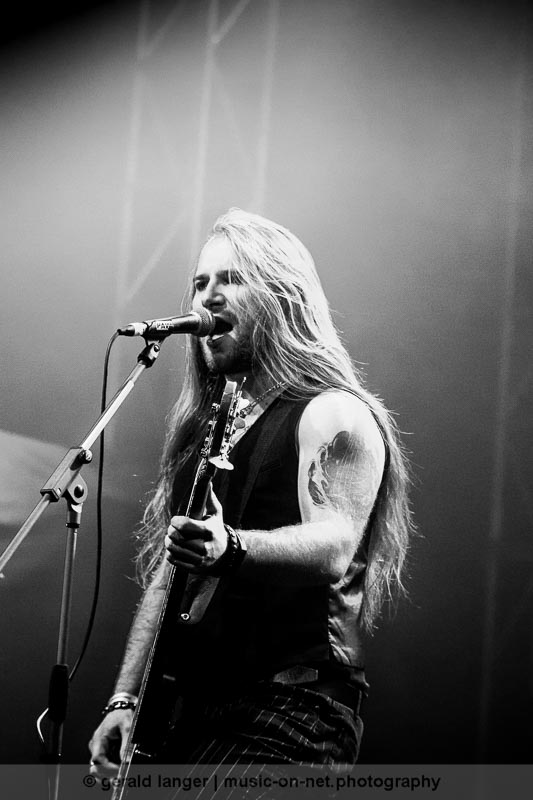 151212 kissin dynamite christmas bash © gerald langer 58 IMG 9768