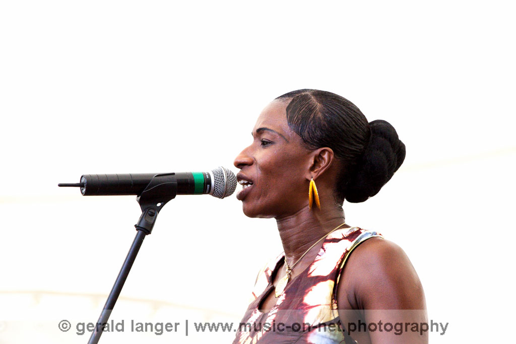 20110604 IMG 0922 kady diarra africa festival © gerald langer 143