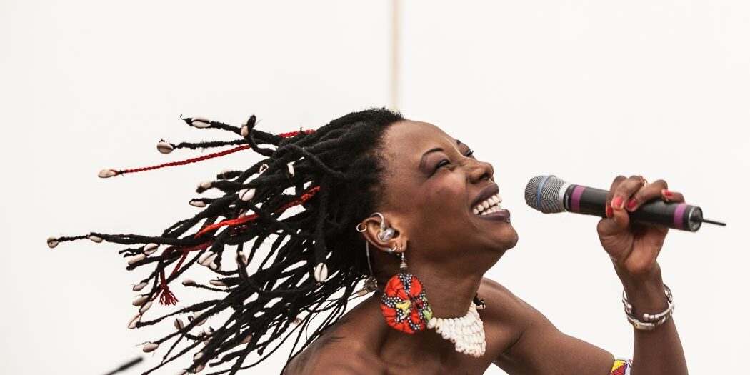 Fatoumata Diawara: Africa Festival Würzburg 2013