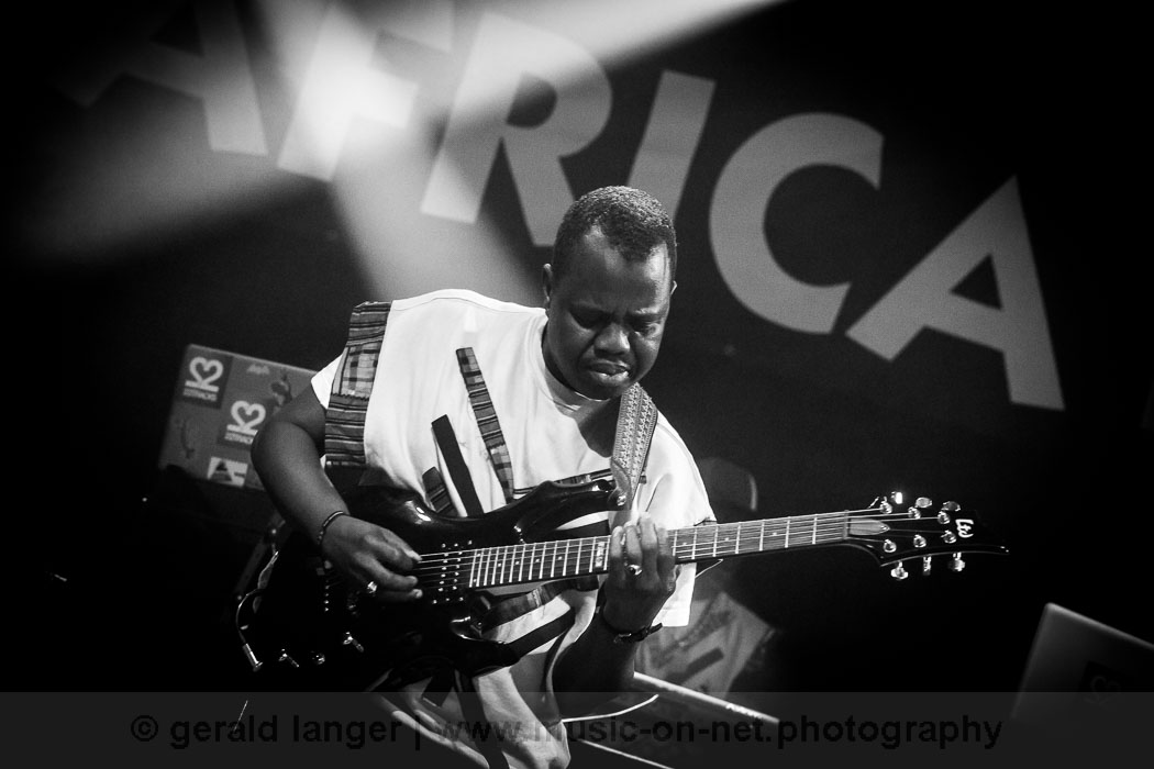 20130531 Salif Keita Africa Festival Wuerzburg 2013 © Gerald Langer 94 IMG 2372 2