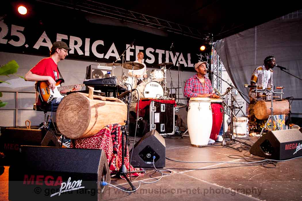 20130706 Biboul Darouiche Soleil Bantu Africa Festival Wuerzburg Benefiz © Gerald Langer64 IMG 3821