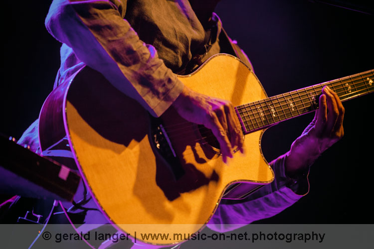 20150731 20150731 IMG 3238 raul midón wü hafensommer © gerald langer 90 2165