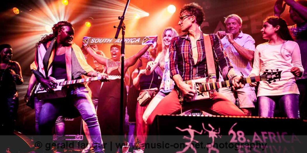 Hot Water Band: Africa Festival Würzburg 2016