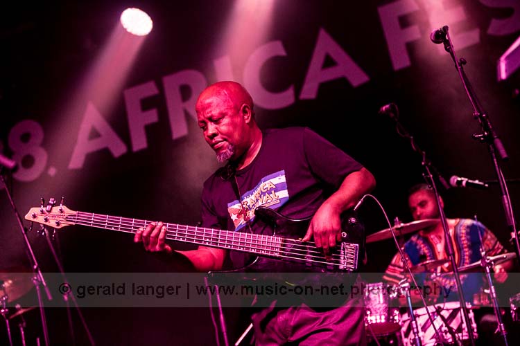 20160526 Hugh Masekela Africa Festival Wuerzburg © Gerald Langer 8 6J6A9585