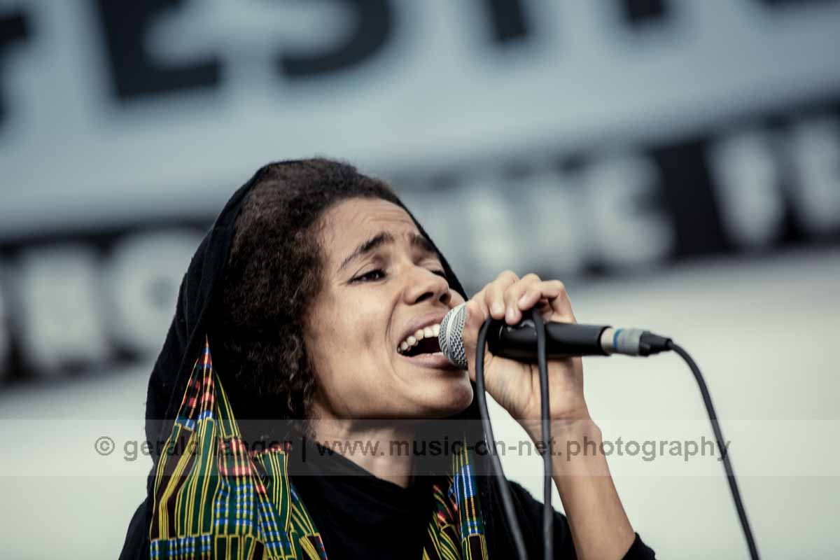 20160528 Nneka Africa Festival Wuerzburg © Gerald Langer 72 6J6A0170 1