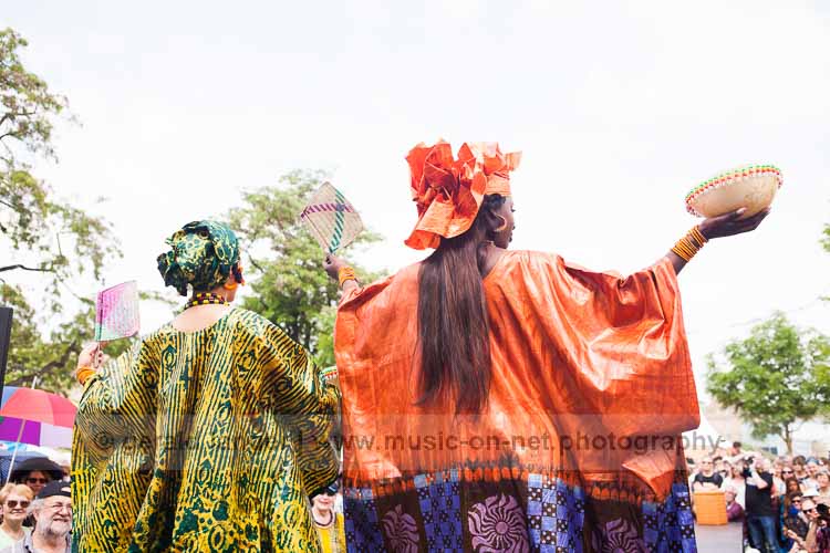 20160528 Rama Diaw Modenschau colour Africa Festival Wuerzburg © Gerald Langer 5 IMG 0228