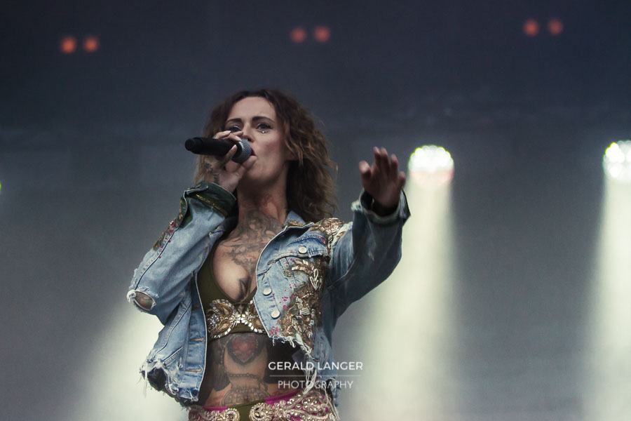 20170811 Jennifer Rostock Taubertal Festival © Gerald Langer 10