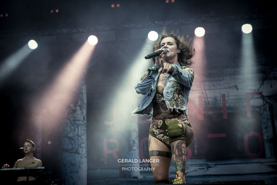 20170811 Jennifer Rostock Taubertal Festival © Gerald Langer 106