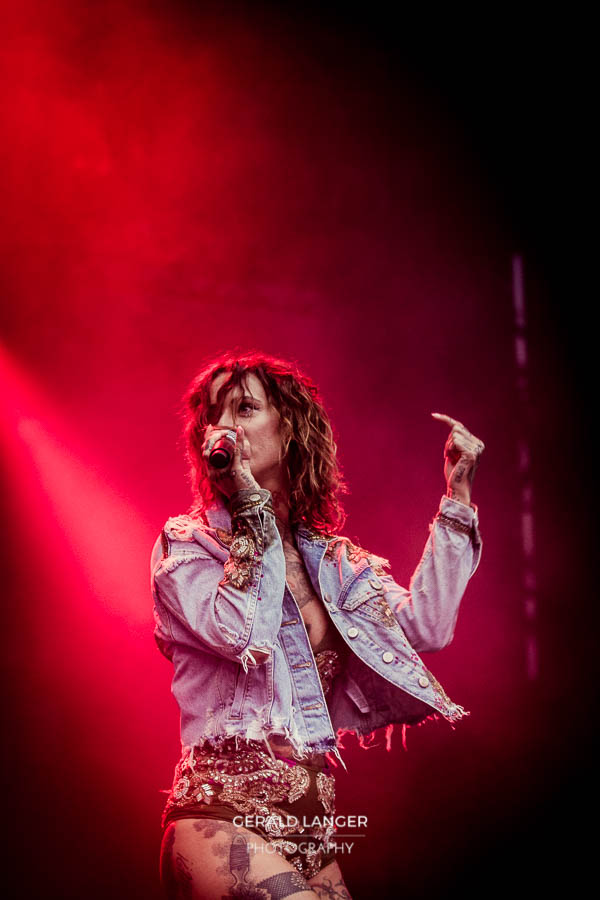 20170811 Jennifer Rostock Taubertal Festival © Gerald Langer 14