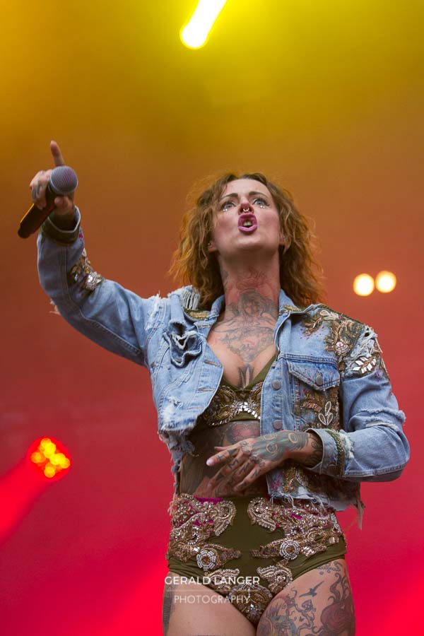 20170811 Jennifer Rostock Taubertal Festival © Gerald Langer 79