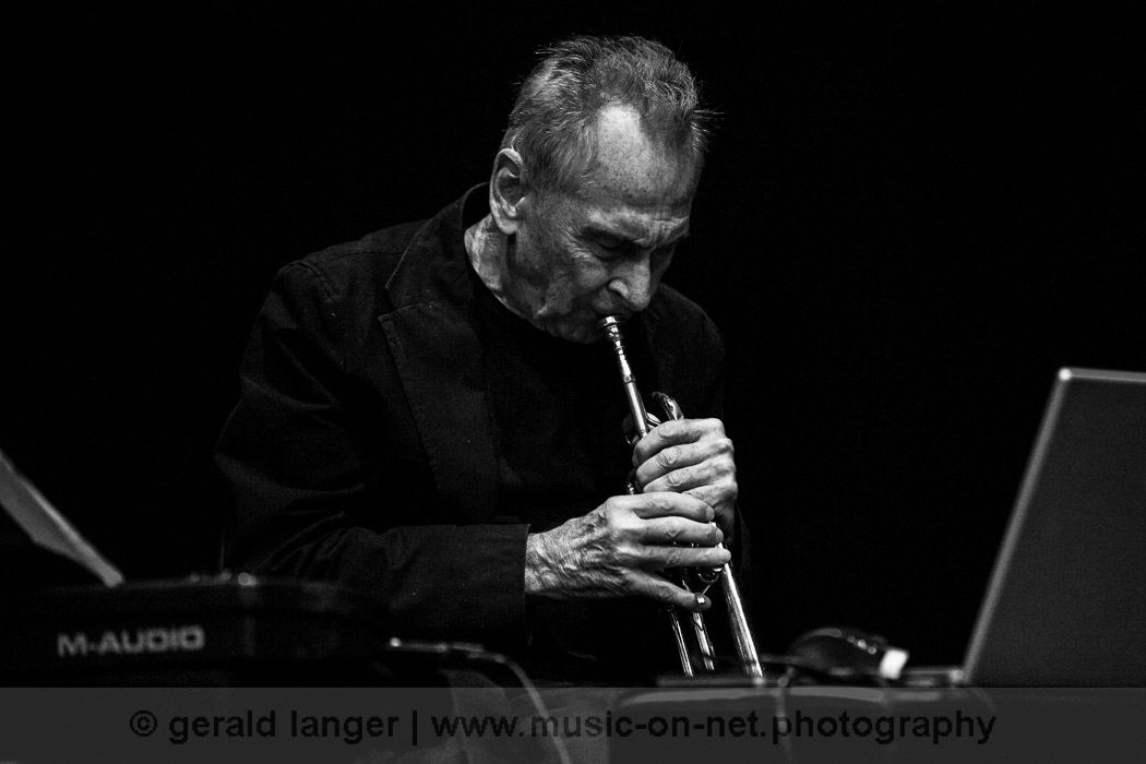 20130724 YV0Y0229 jon hassell wue hafensommer 2013 © gerald langer 4