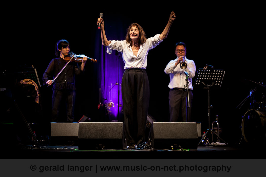 20130728 IMG 3516 jane birkin wue hafensommer 2013 © gerald langer 234