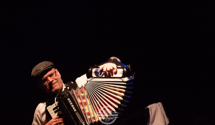 Eläkeläiset: Posthalle Würzburg 2012