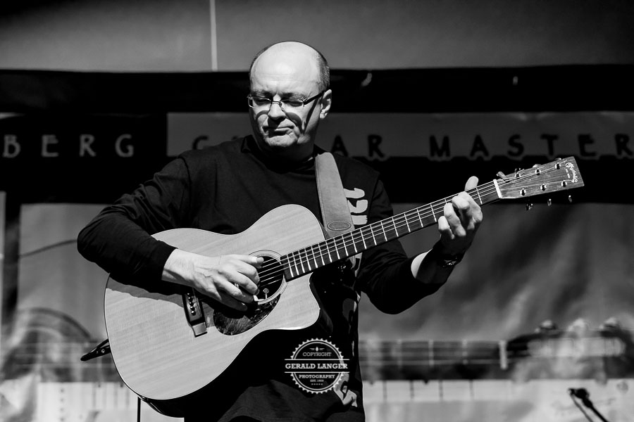Jacques Stotzem Reichenberg Guitarmasters 2012 © Gerald Langer 20