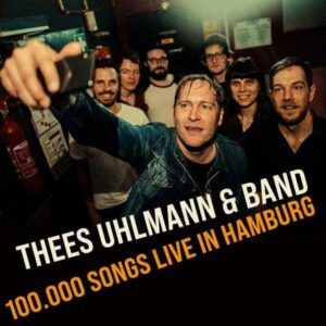Thees-Uhlmann_100000-SONGS-LIVE-IN-HAMBUEG_ALBUM-COVER_2022.jpg