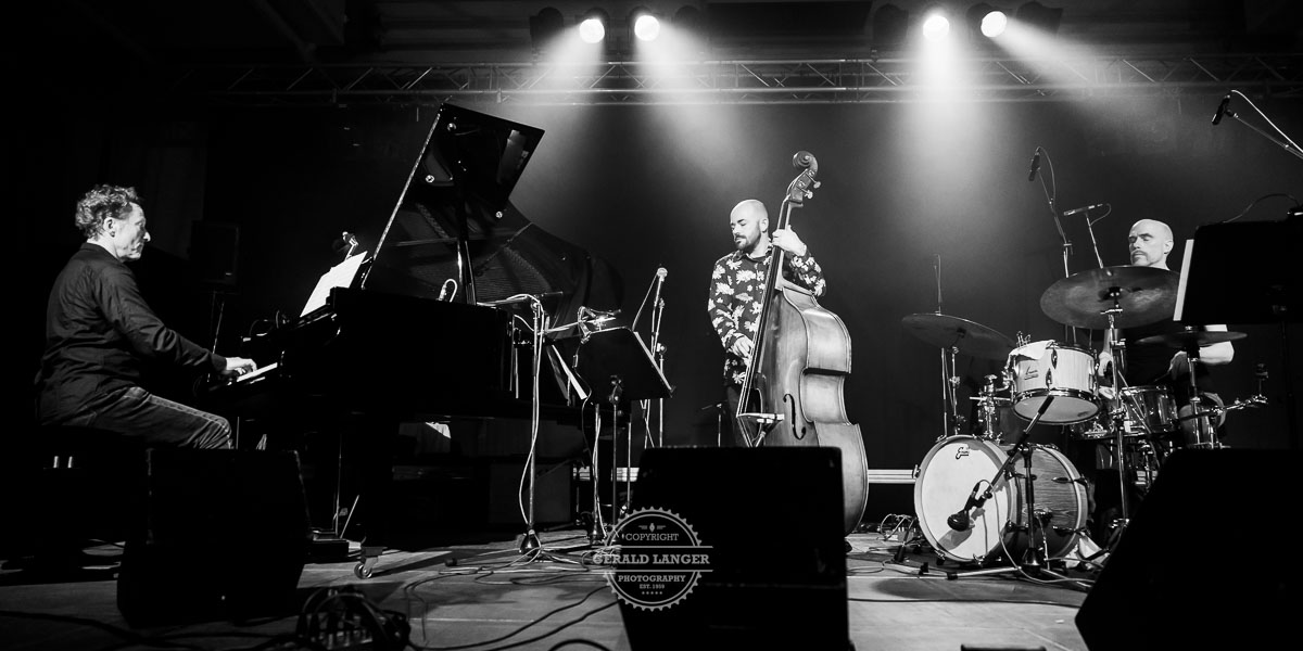 20231029 Axel Kuehn Trio Jazzfestival Wuerzburg © Gerald Langer 88