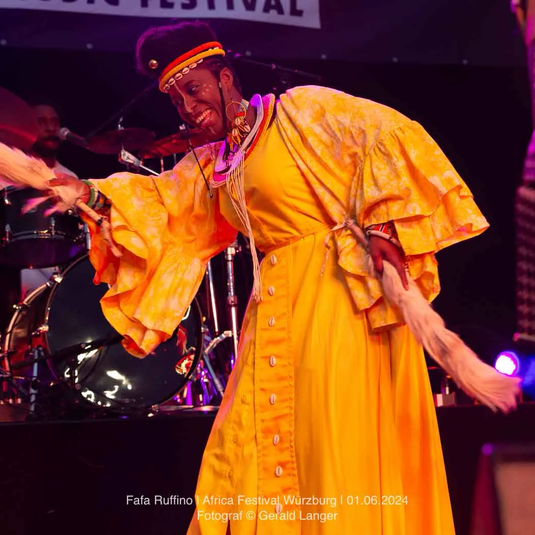 Fafa Ruffino: Africa Festival Würzburg 2024 - Konzertfotos