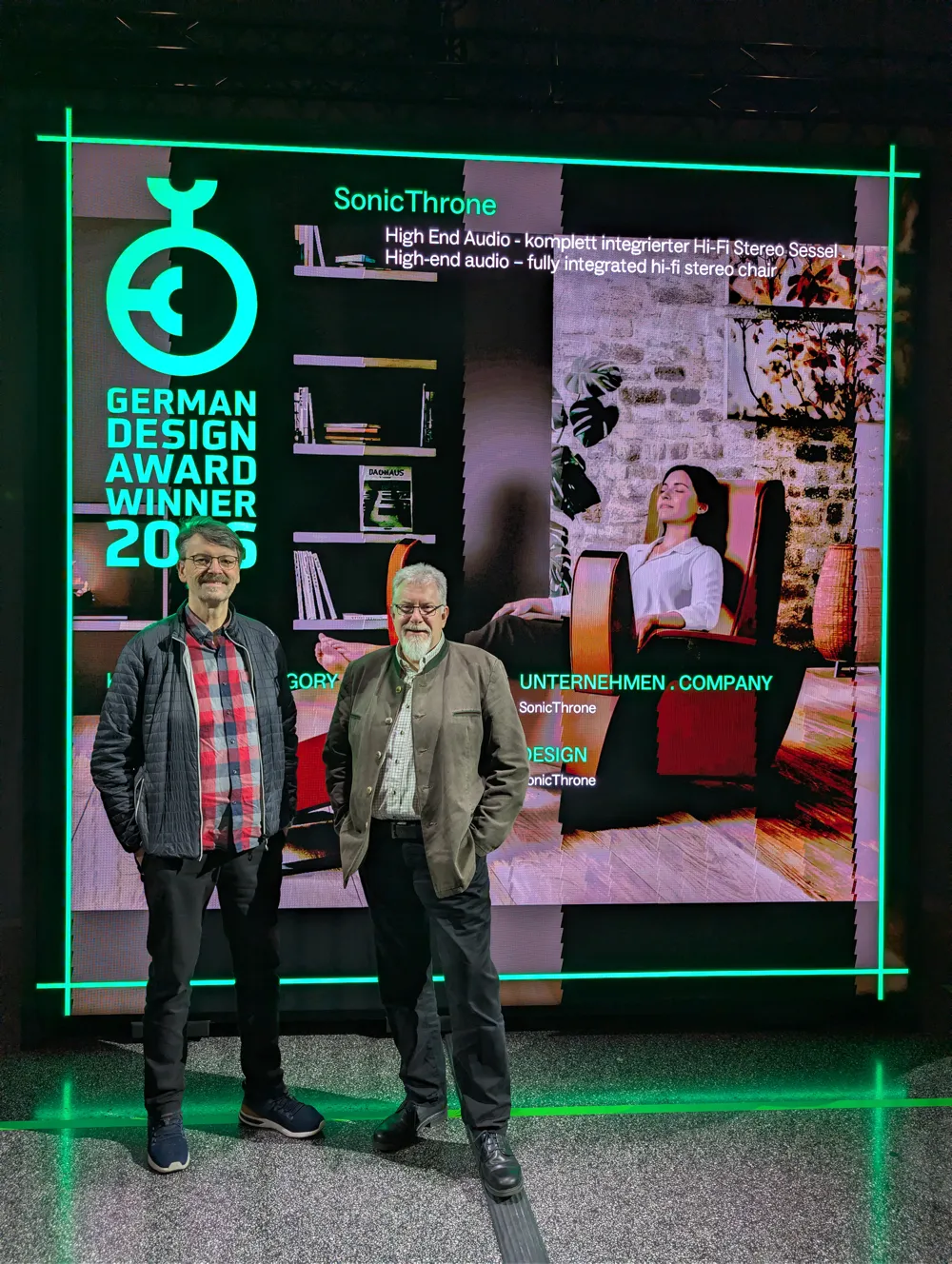 © SonicThrone | Markus Schoenrock & Norbert Reinhart 1(1) © SonicThrone Markus Schoenrock Norbert Reinhart 11